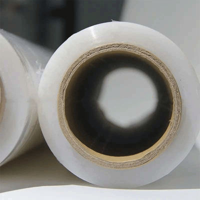 PVDC ฟิล์มโปรโมชั่นโปร่งใส Cling Wrap Roll กันความชื้น ด้วยเครื่องตัดสไลด์